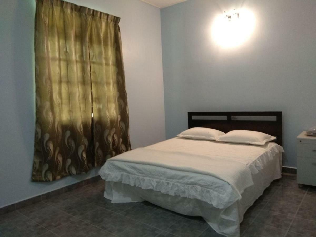 Trigona Chalet Hotel Marang Eksteriør billede